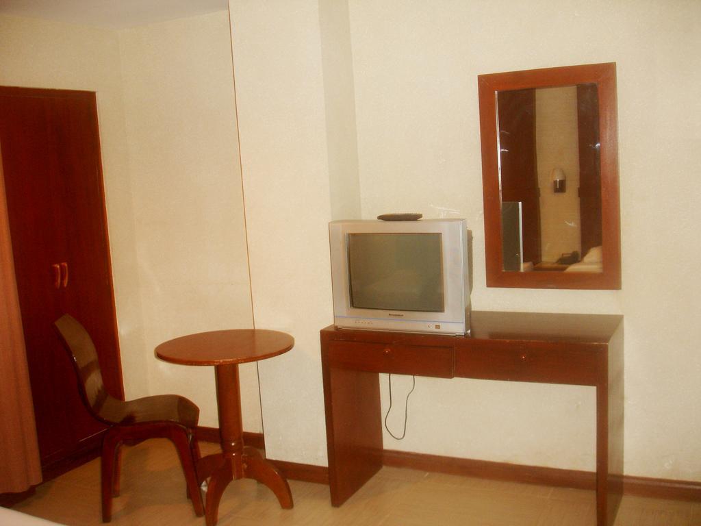 Roxas Midtown Hotel Camera foto