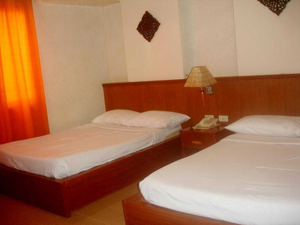 Roxas Midtown Hotel Camera foto